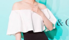 娱乐圈吃李沁瓜大全资源,李沁瓜大全，带你领略明星幕后故事